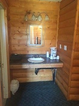 Wasagaming Smokey Hollow Resort מראה חיצוני תמונה