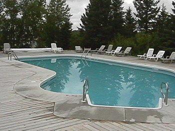 Wasagaming Smokey Hollow Resort מראה חיצוני תמונה